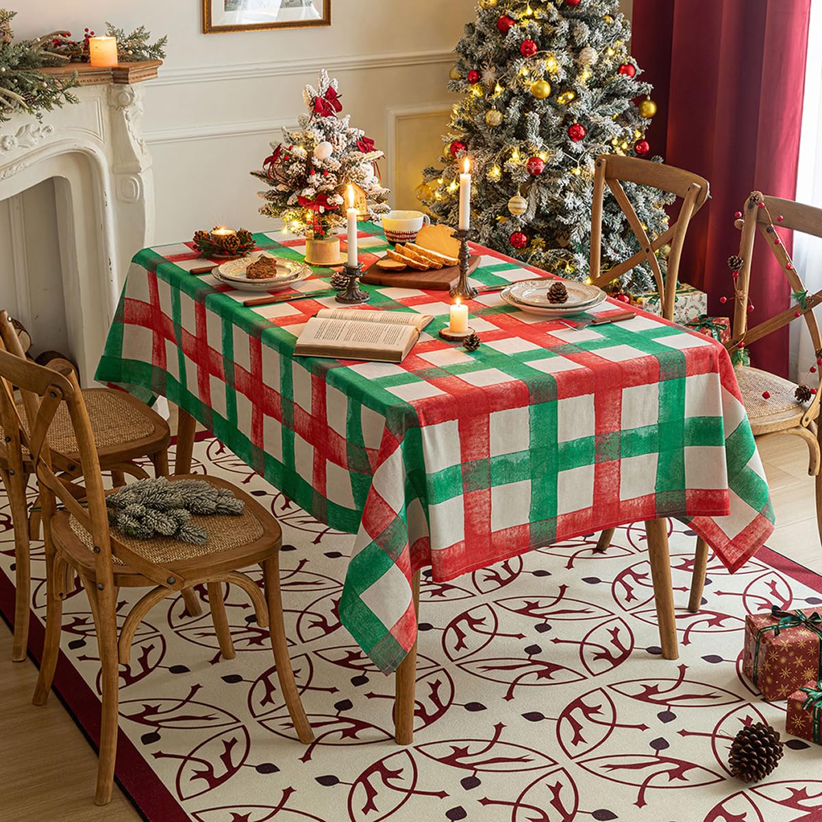 American Retro Dining Table Tablecloth, Christmas Atmosphere Decoration Background Cloth Christmas Tablecloth With Contrasting Red And Green Colors(Size:140X160cm)