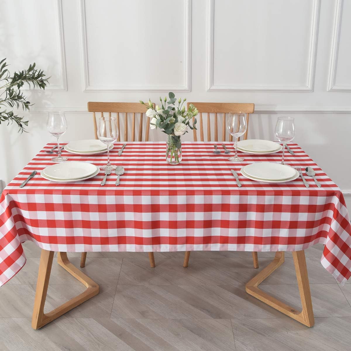 HolaFish Rectangle Checkered Tablecloth Waterproof Spillproof Wrinkle Resistant Buffalo Plaid Heavy Weight Table Cloth Gingham Table Cover for Outdoor and Indoor Use, 52 x 70 Inch Red and White