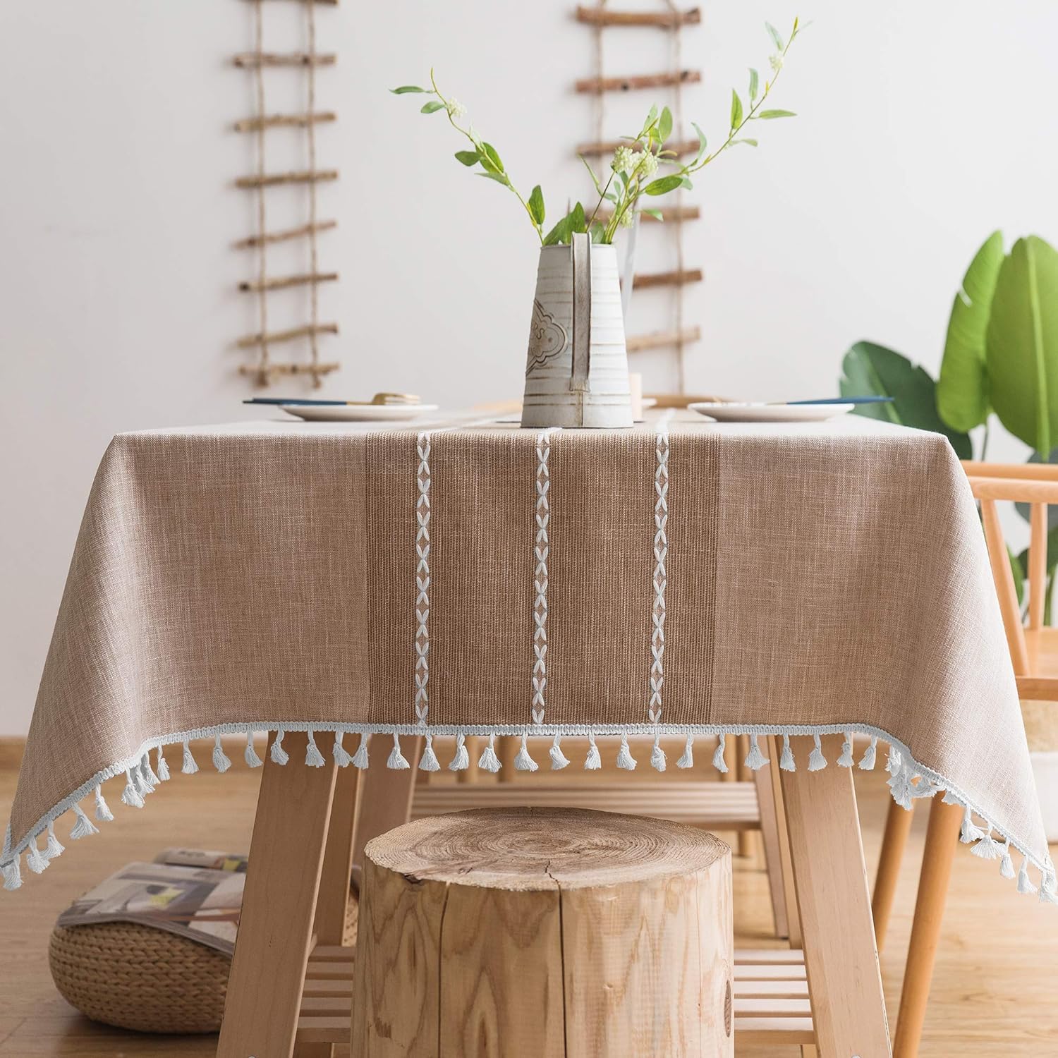 HolaFish Tablecloth with Tassels, Rectangle Cotton and Linen Table Protector Cover for Table Decoration